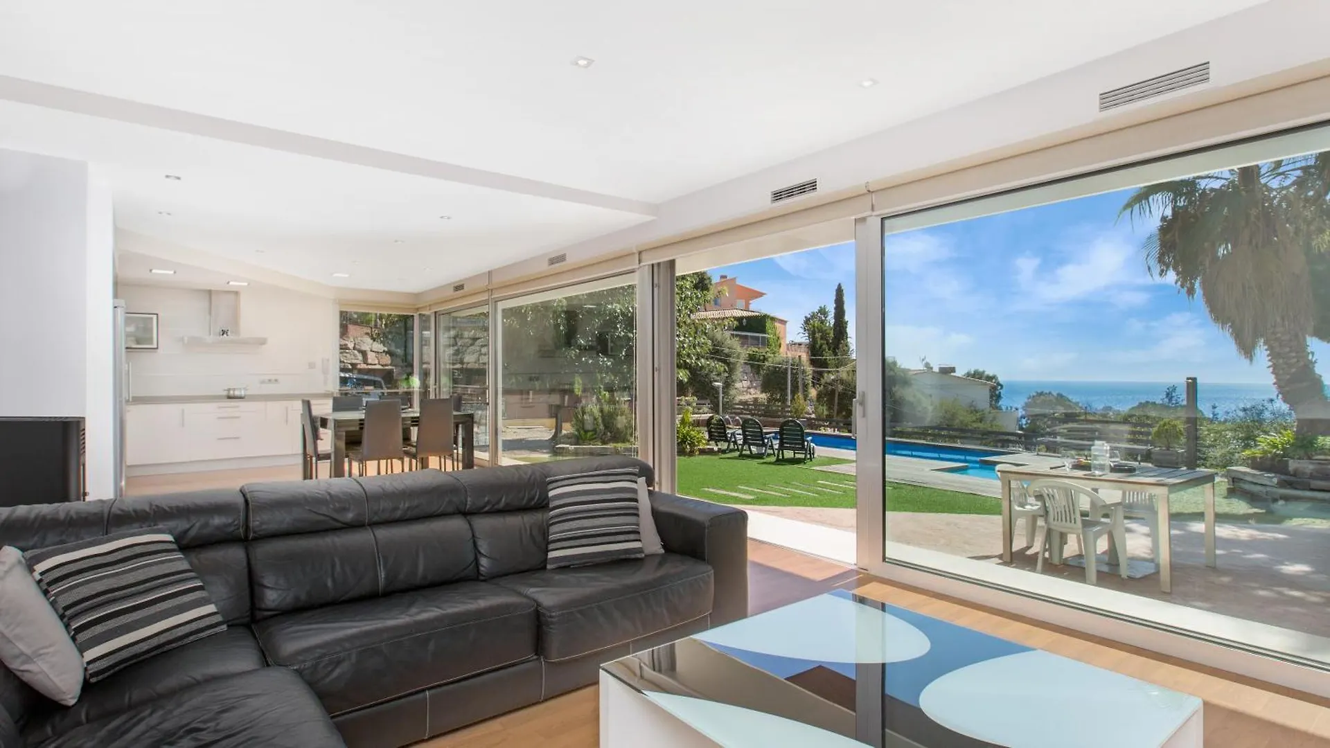 Villa Yaiza Lloret de Mar