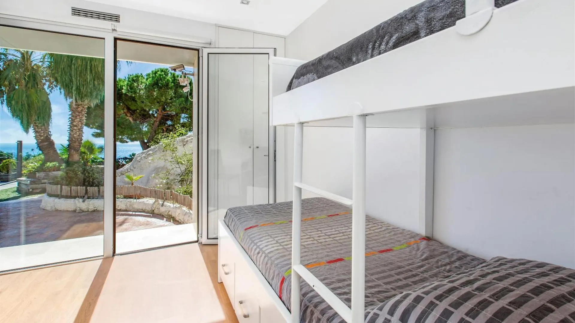 Villa Yaiza Lloret de Mar
